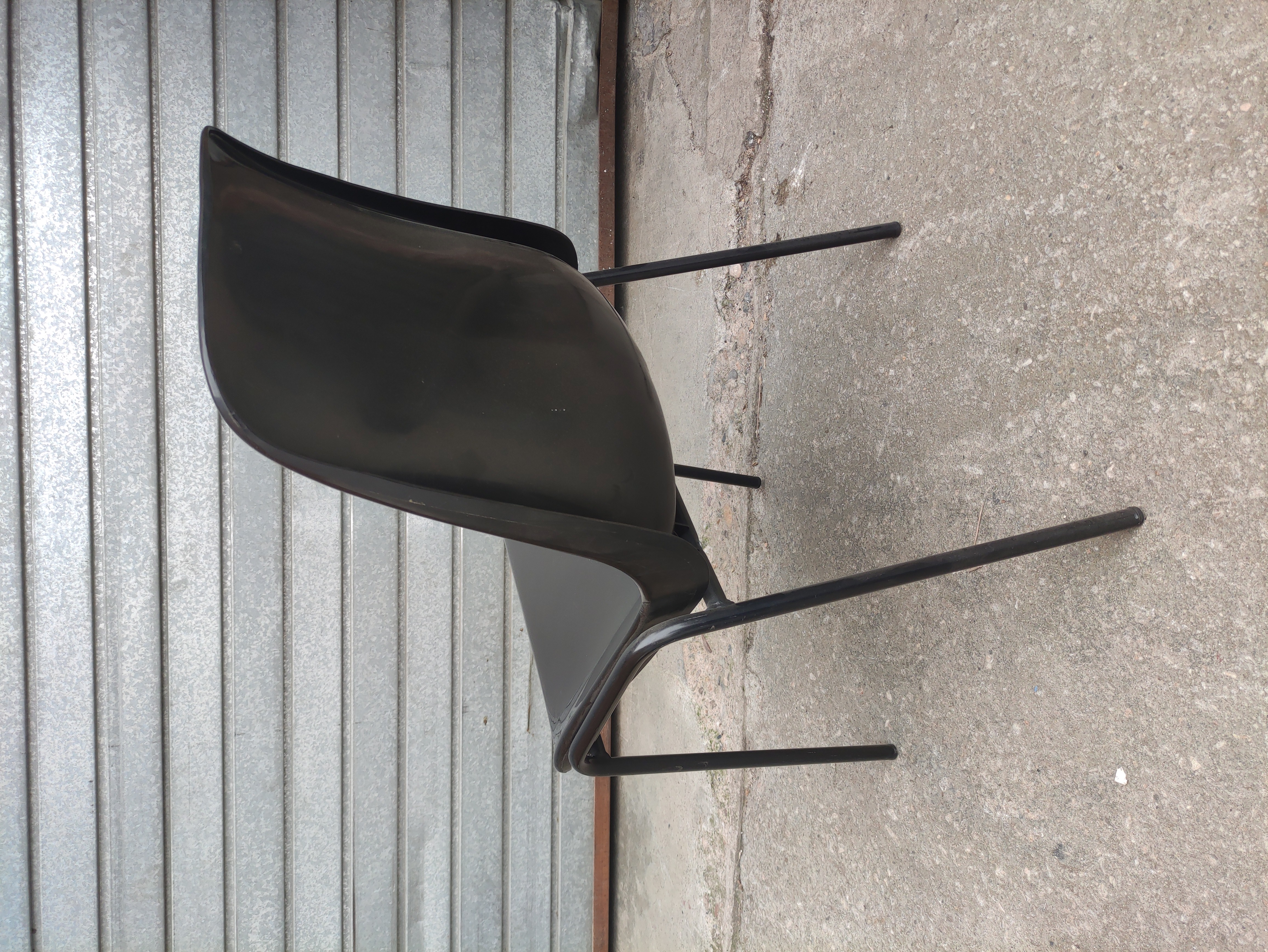 silla apilable plast negro inox 46-77x48x50 (22eu) 3+1u